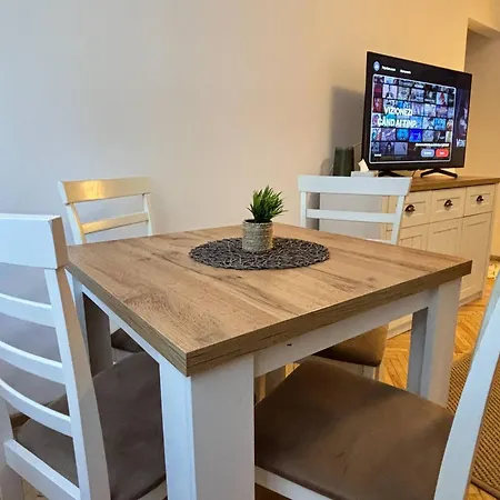 Daire Ciao Cozy & Quiet Retreat Kaloşvar