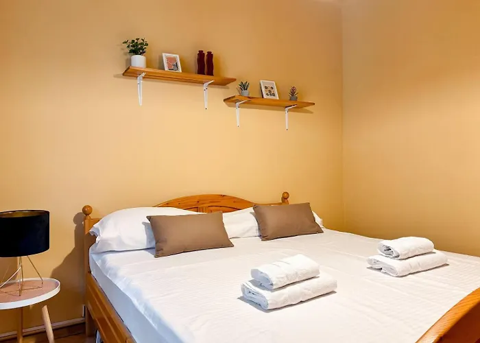 Daire Ciao Cozy & Quiet Retreat Kaloşvar
